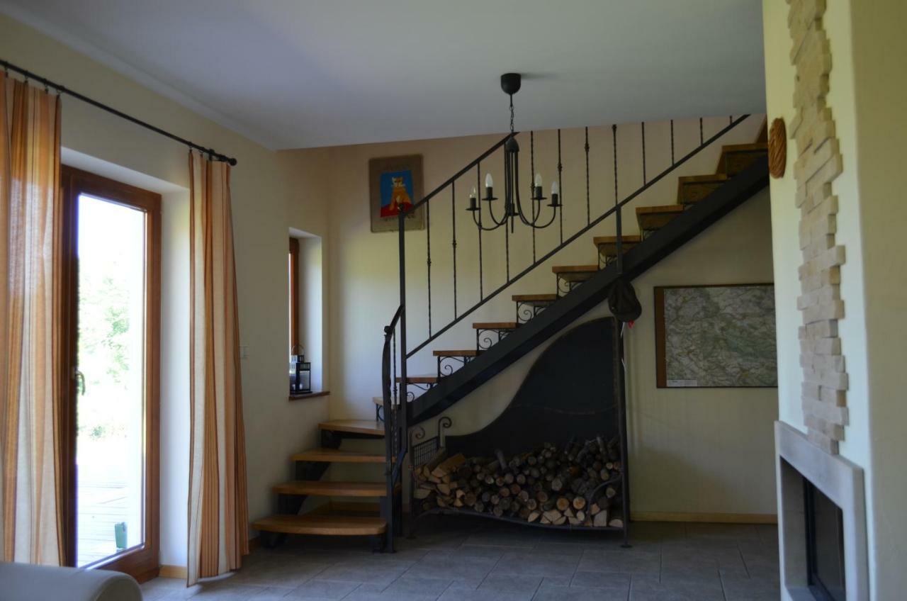 Dom Na Pstraznicy Villa Kudowa-Zdrój Kültér fotó