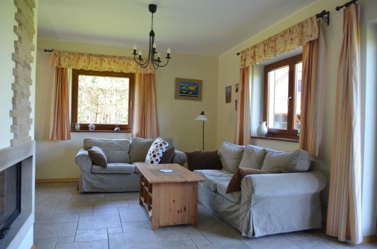 Dom Na Pstraznicy Villa Kudowa-Zdrój Kültér fotó
